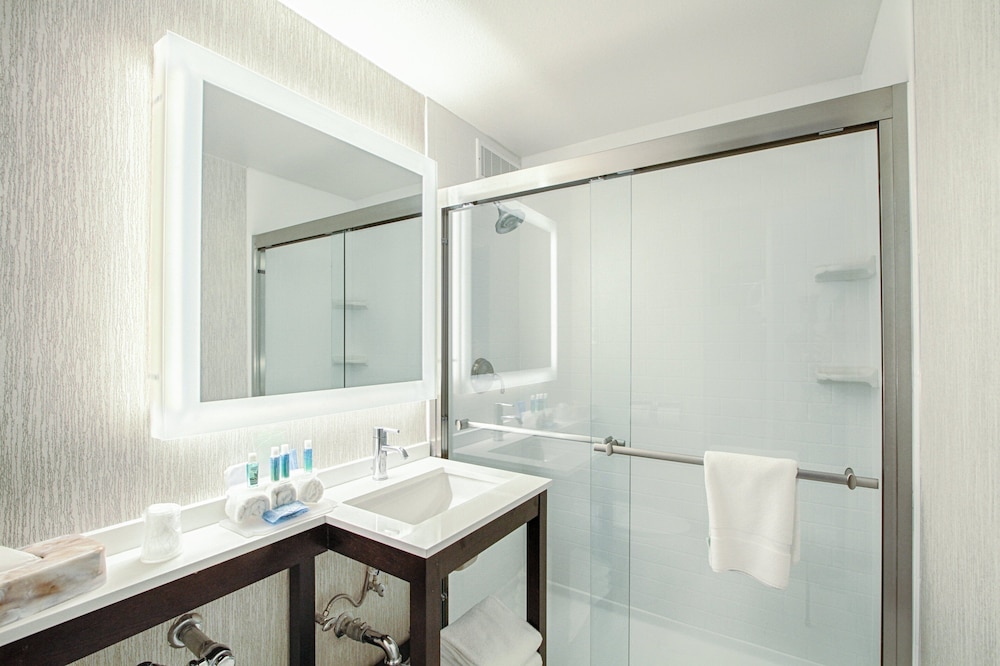 holiday inn express san diego downtown by ihg