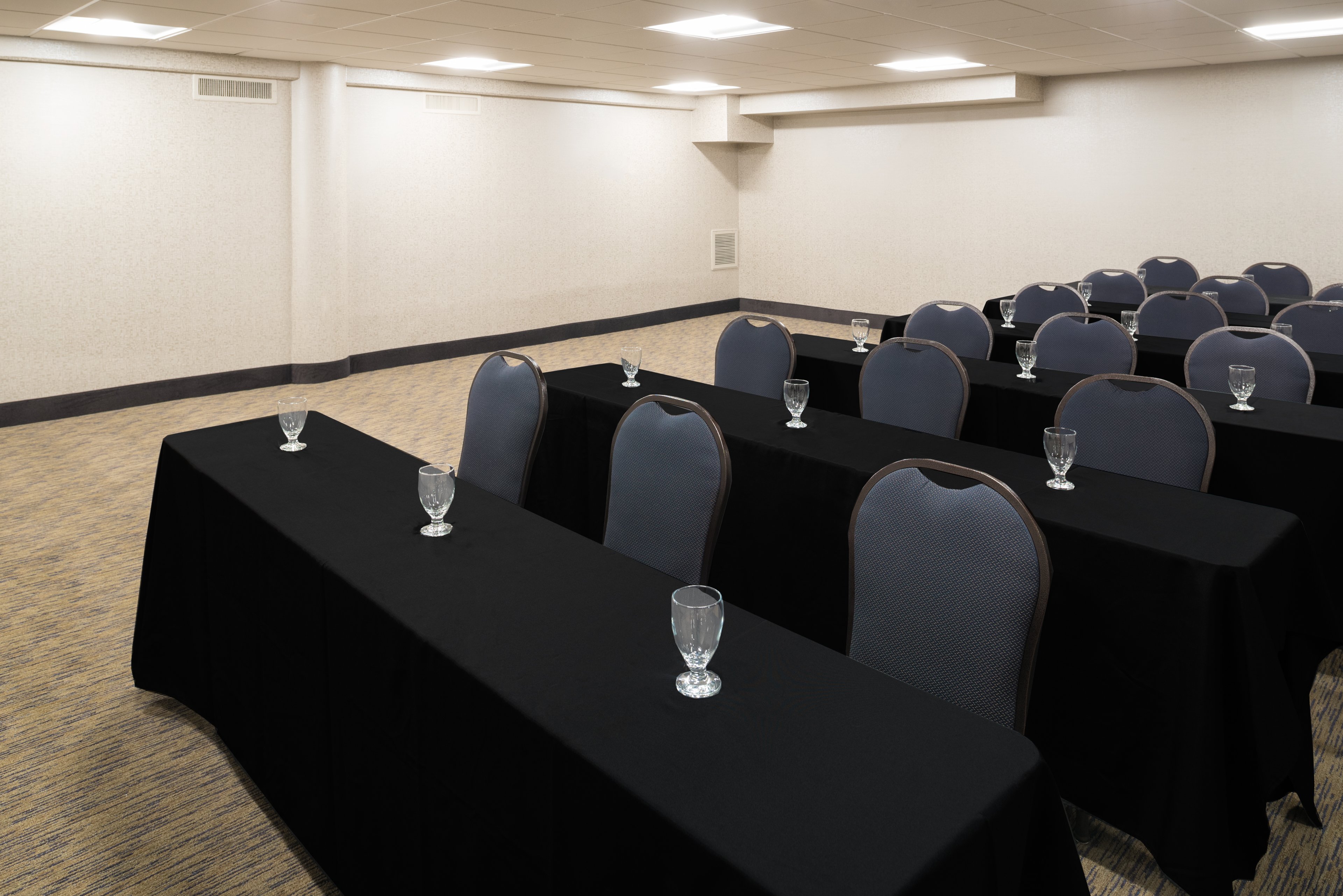 holiday inn express san diego downtown by ihg