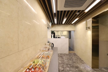 jecheon the wall hotel
