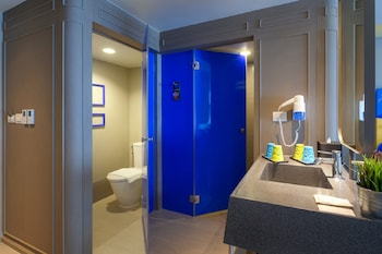 tinidee trendy bangkok khaosan