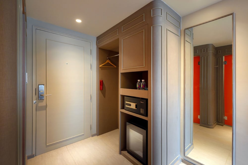 tinidee trendy bangkok khaosan