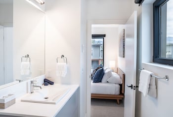 bluebird daze by revelstoke vacations