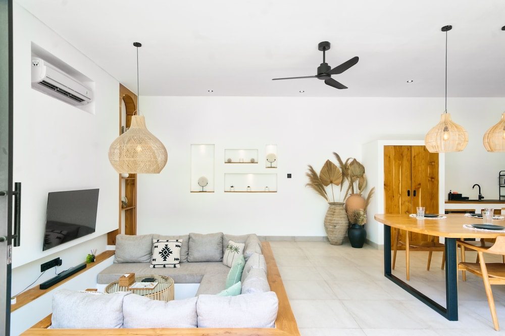 ying villa by hombali