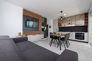 apartments twins with pools