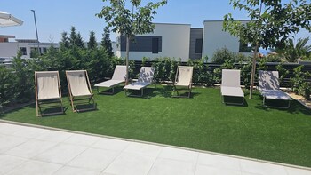 apartments twins with pools