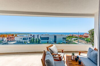 apartments twins with pools