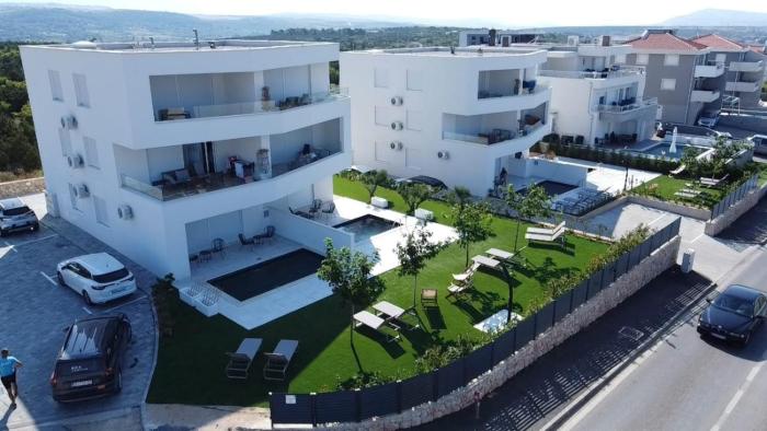 apartments twins with pools