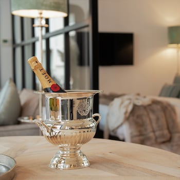 elegance room