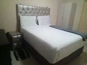 beautiful gate guest house