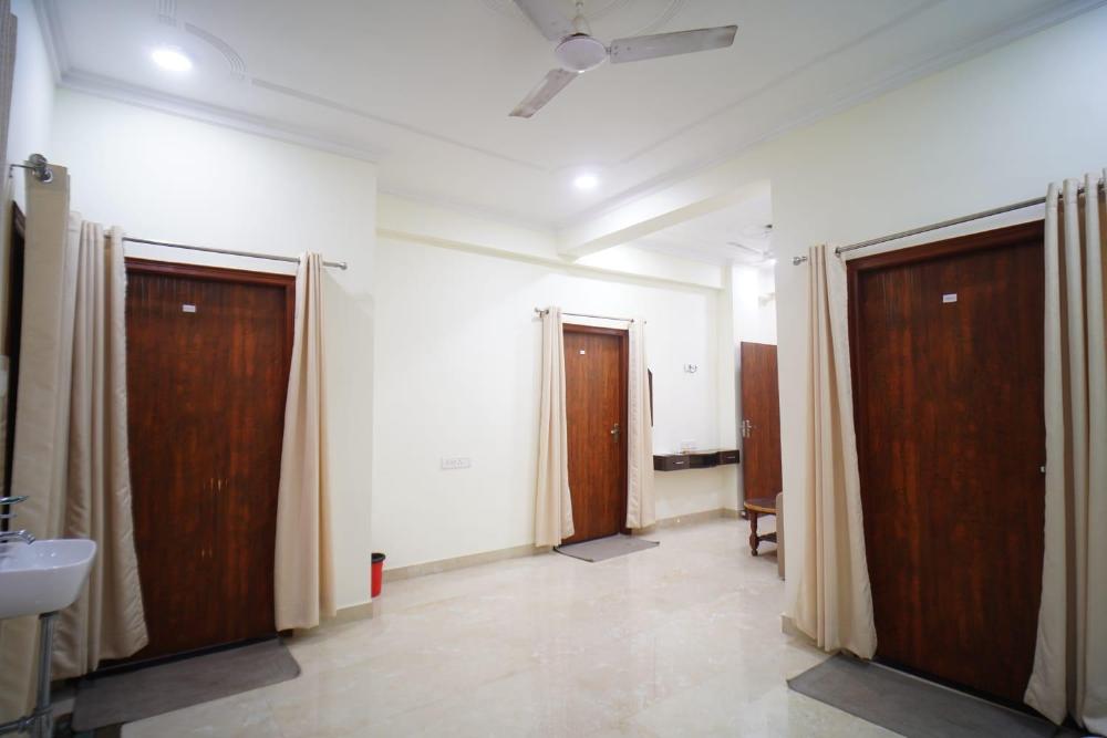 shri ram paying guest house