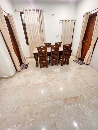 shri ram paying guest house