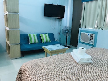 one palm tree villas across naia t3