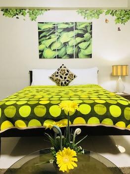 one palm tree villas across naia t3