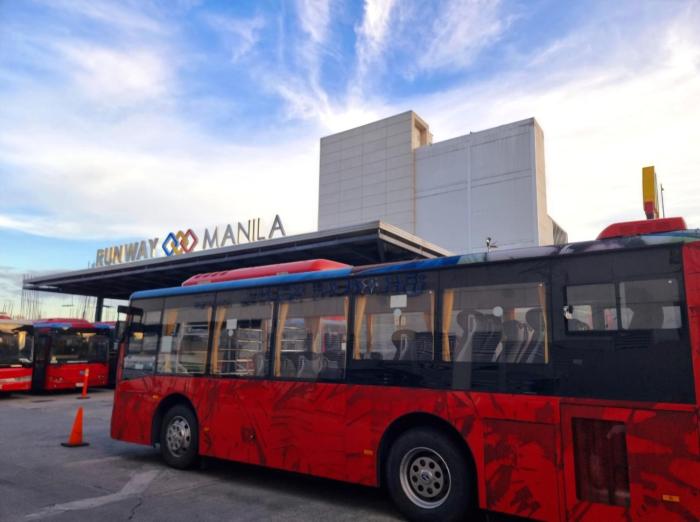 one palm tree villas across naia t3