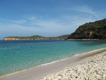 nueva toledo suites and hotel