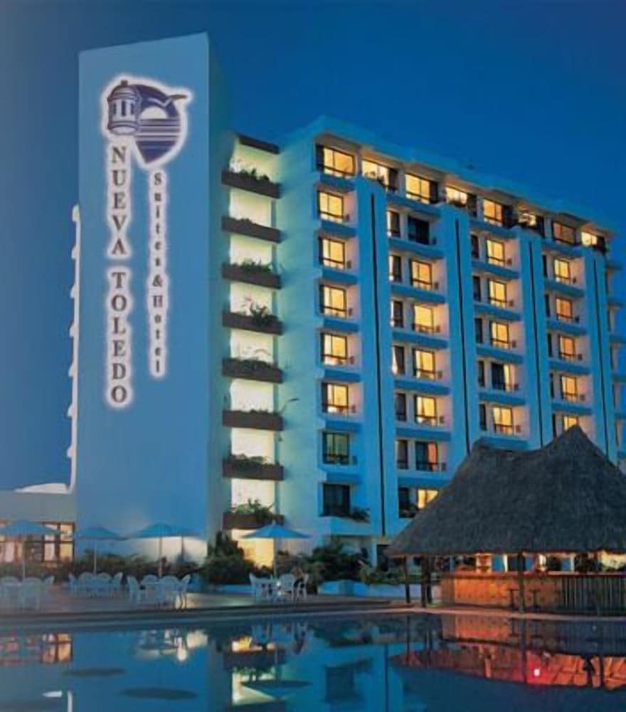 nueva toledo suites and hotel