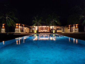kandora luxury villas