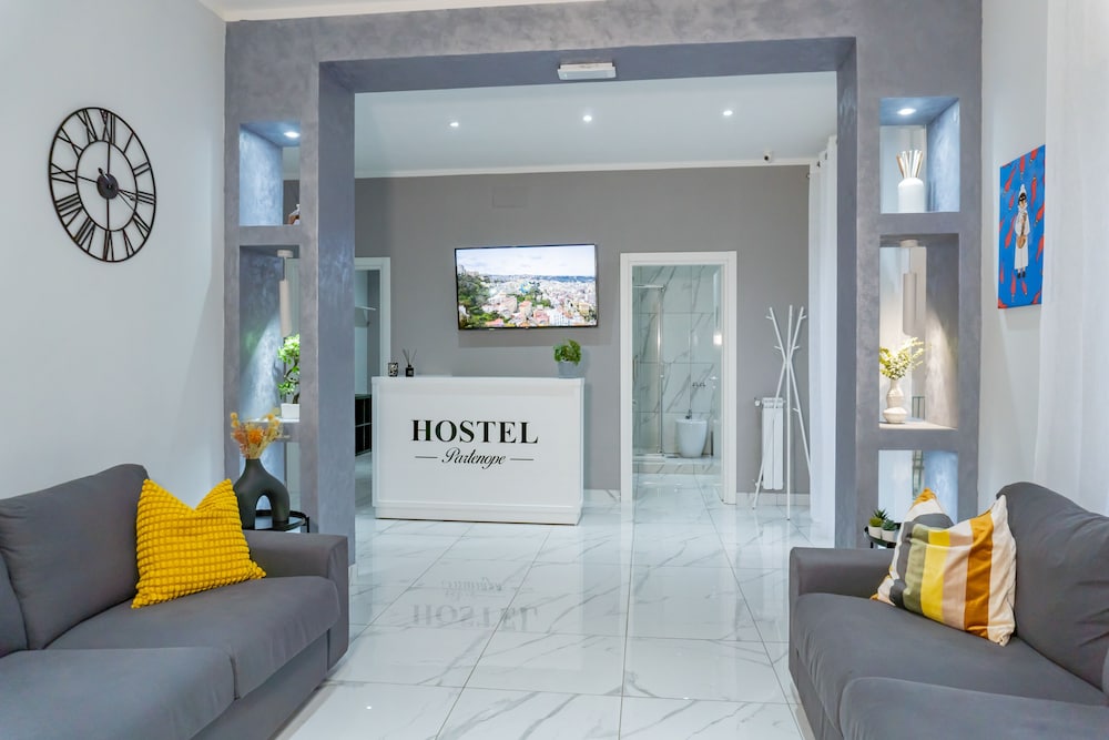 hostel partenope