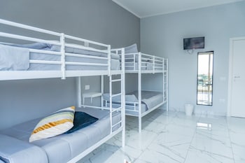 hostel partenope