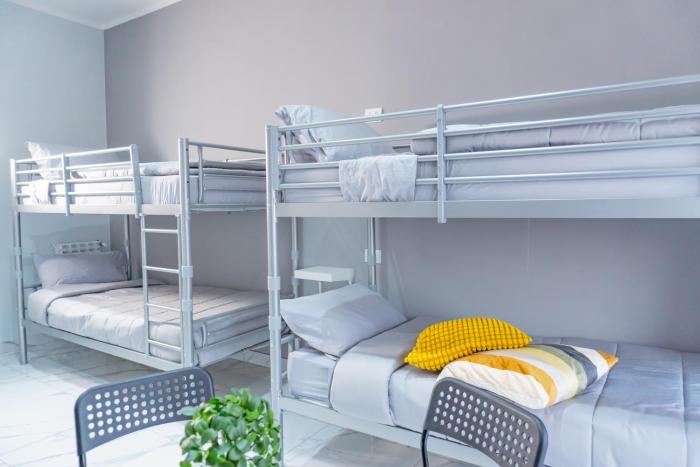 hostel partenope