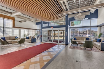 Kc Inn,1600 Ne Parvin Rd,2 star