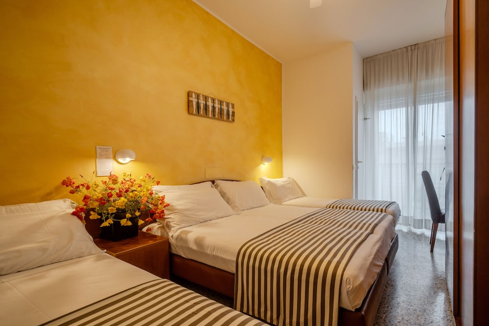 hotel mia
