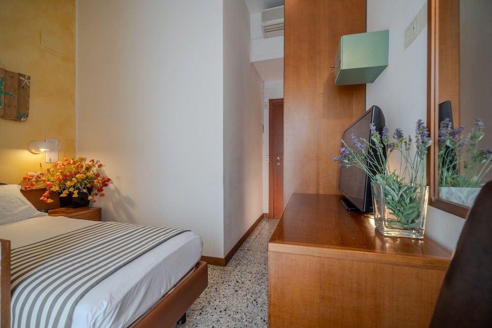hotel mia