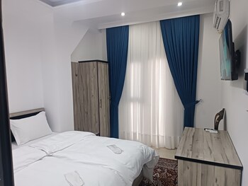 muhayyo guest house
