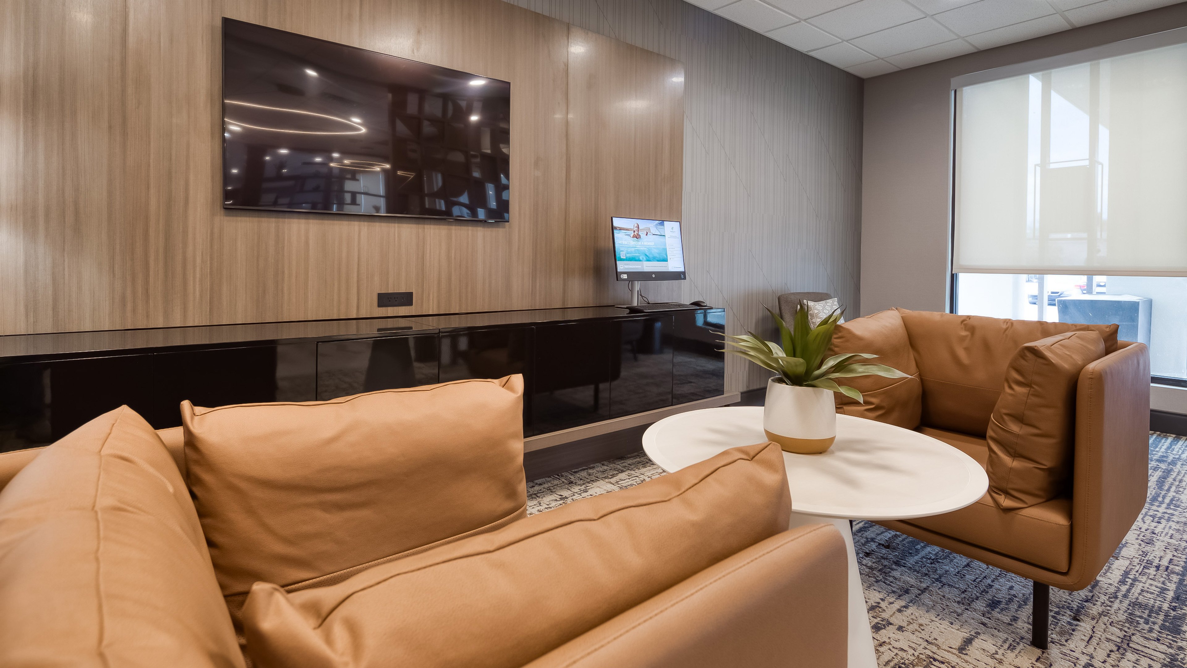 holiday inn nashville airport an ihg hotel