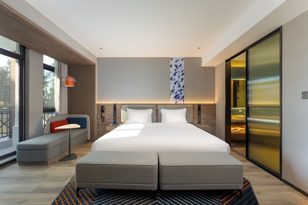 holiday inn express yuhuan wetland park an ihg hotel