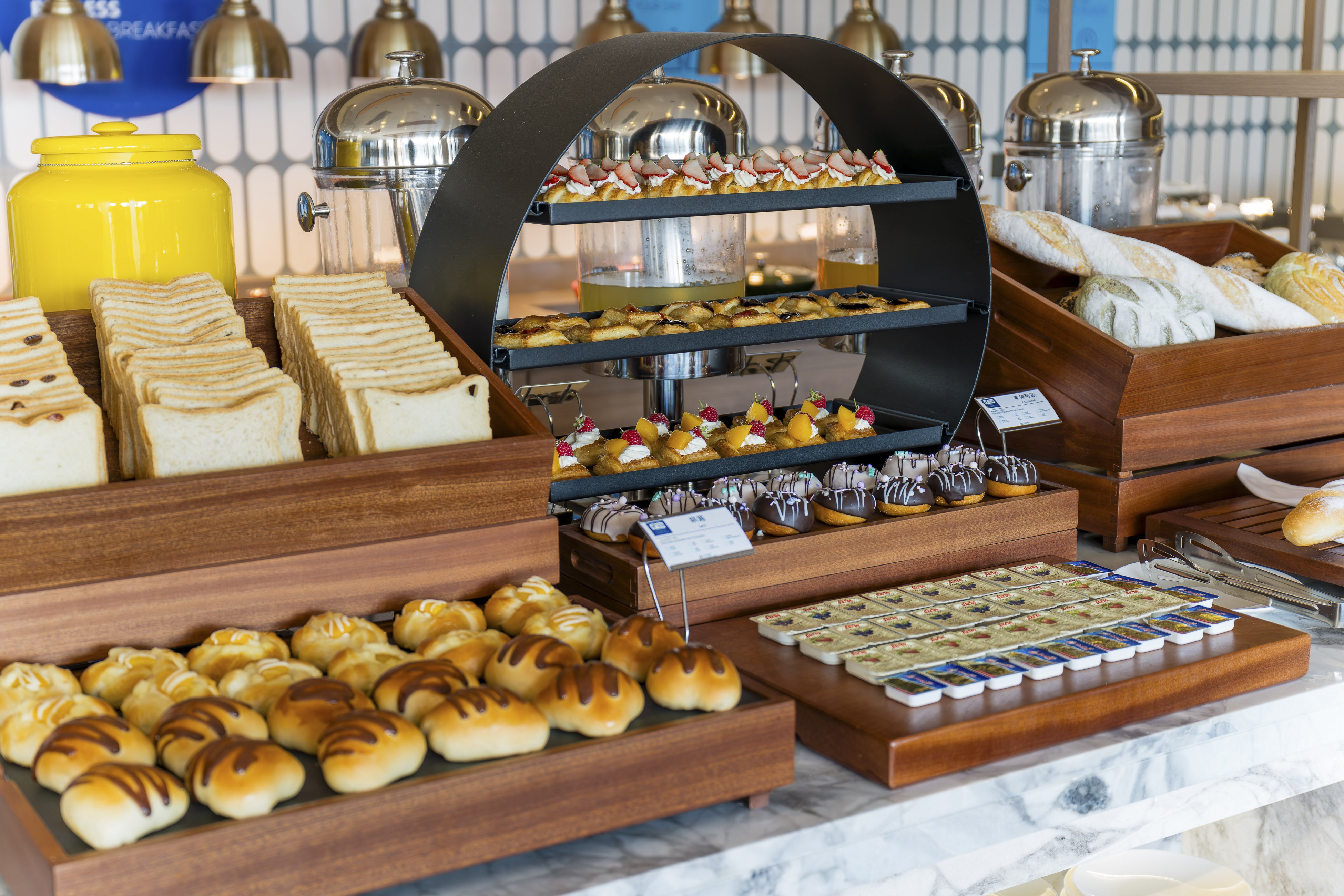 holiday inn express yuhuan wetland park an ihg hotel