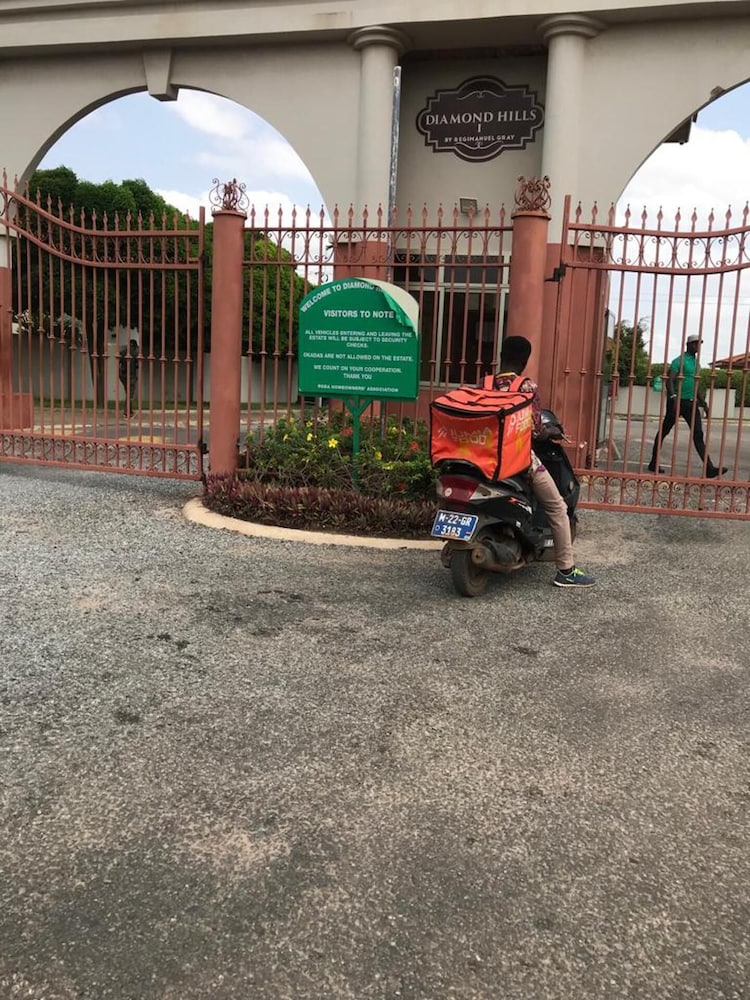 inviting 3 bed house in accra