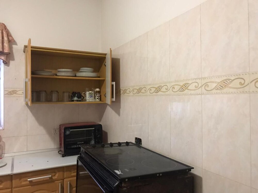 inviting 3 bed house in accra