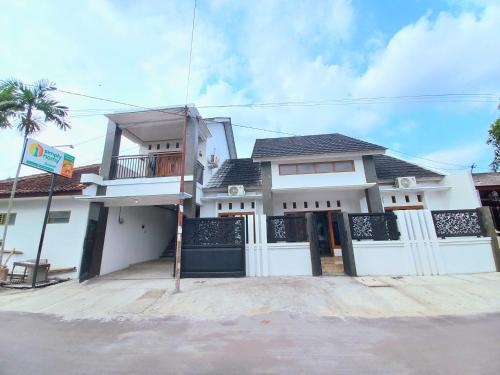 homestay jogja prambanan by simply homy