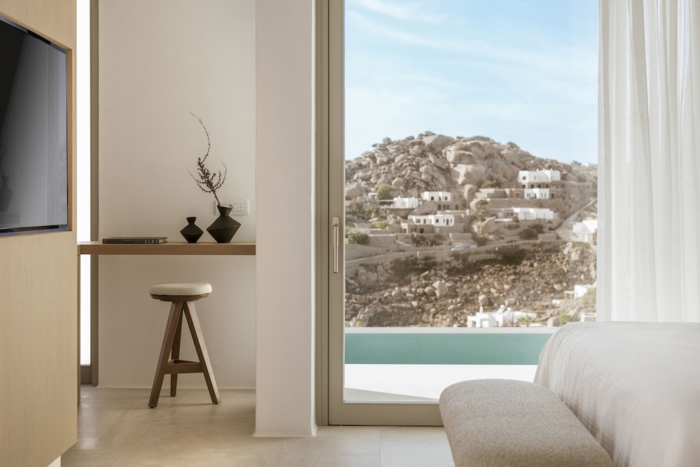 mykonos flow super paradise