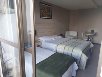 saint paul plaza flat particular