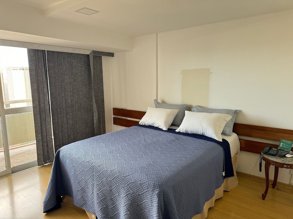 saint paul plaza flat particular