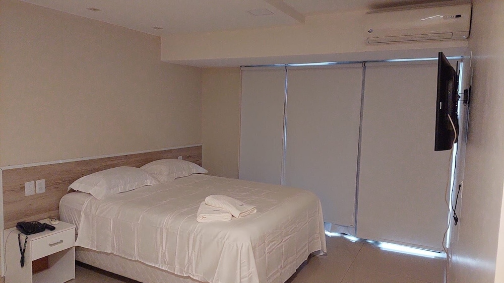 saint paul plaza flat particular