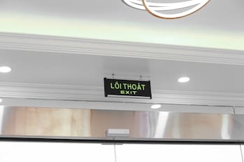 chemi noi bai airport hotel