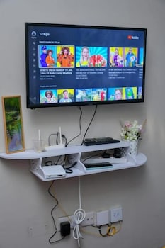 lux suites tsavo studios embakasi