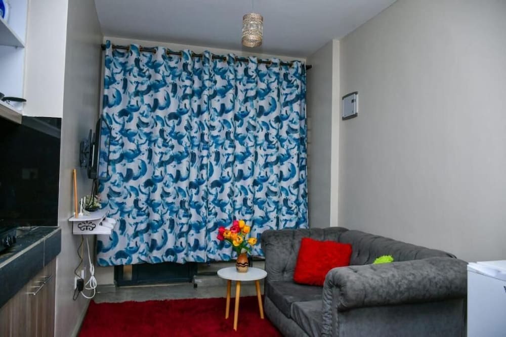 lux suites tsavo studios embakasi