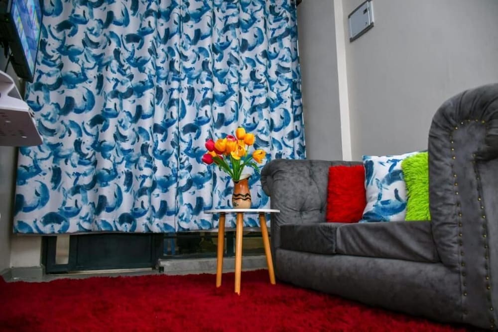 lux suites tsavo studios embakasi