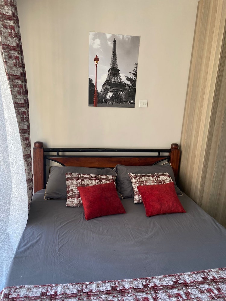 lux suites tsavo studios embakasi