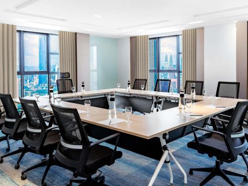 mercure kuala lumpur trion