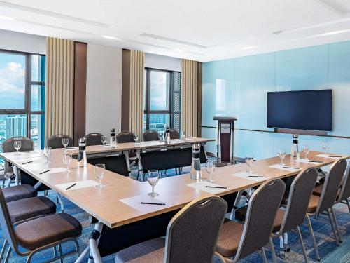 mercure kuala lumpur trion