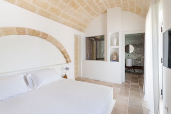 mastropa exclusive resort