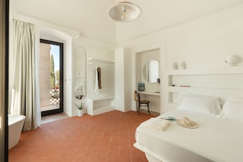 mastropa exclusive resort