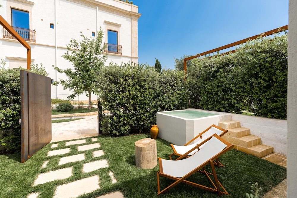 mastropa exclusive resort