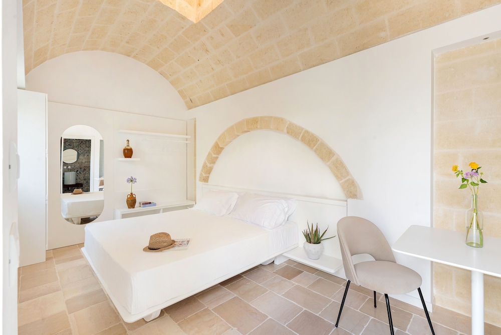 mastropa exclusive resort