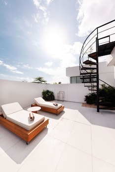 garden villa pererenan by breig